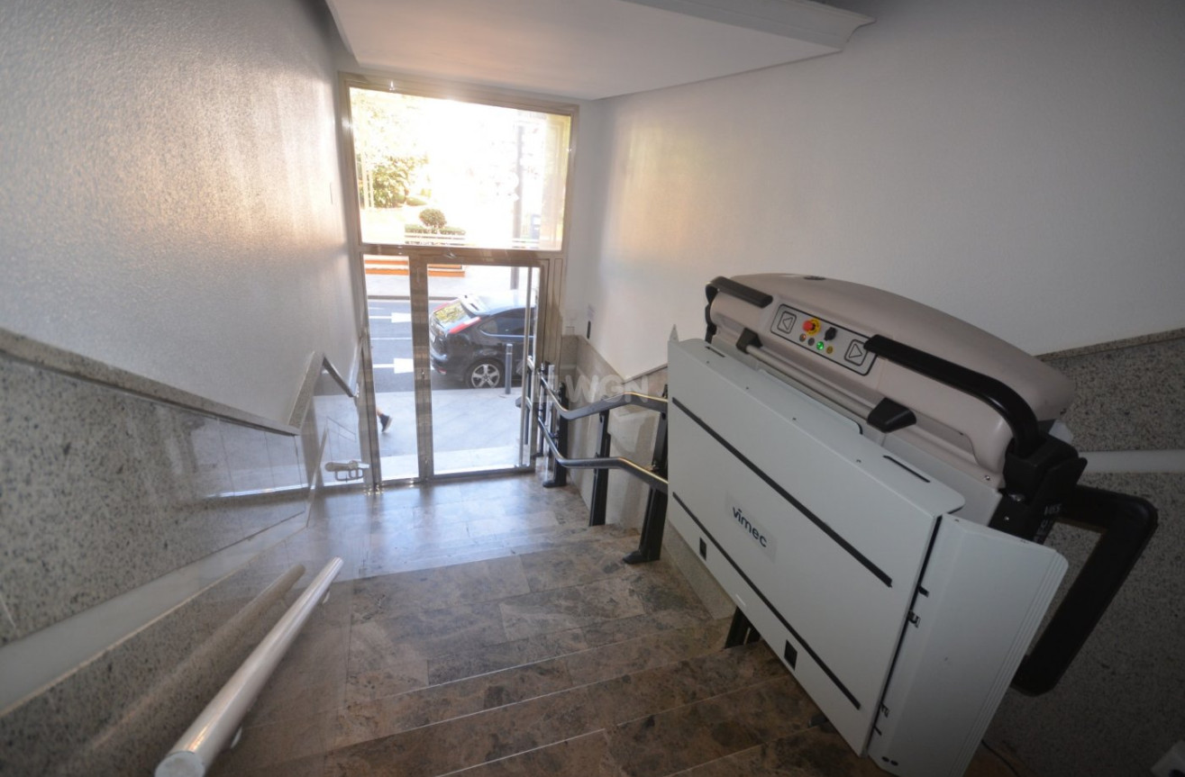 Reventa - Apartamento / piso - Torrevieja - Centro