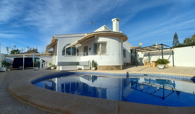 Odsprzedaż - Villa - Ciudad Quesada - Costa Blanca