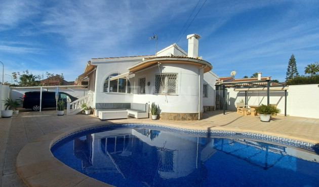 Odsprzedaż - Villa - Ciudad Quesada - Costa Blanca