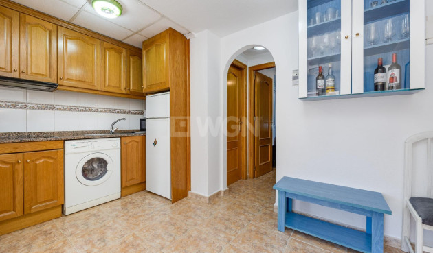 Resale - Apartment / flat - Torrevieja - Acequion