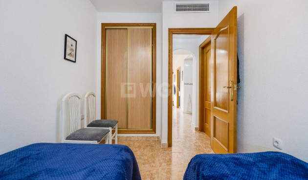 Resale - Apartment / flat - Torrevieja - Acequion