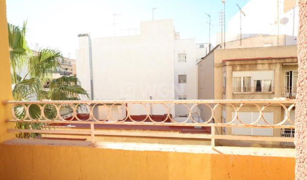 Resale - Apartment / flat - Torrevieja - Costa Blanca