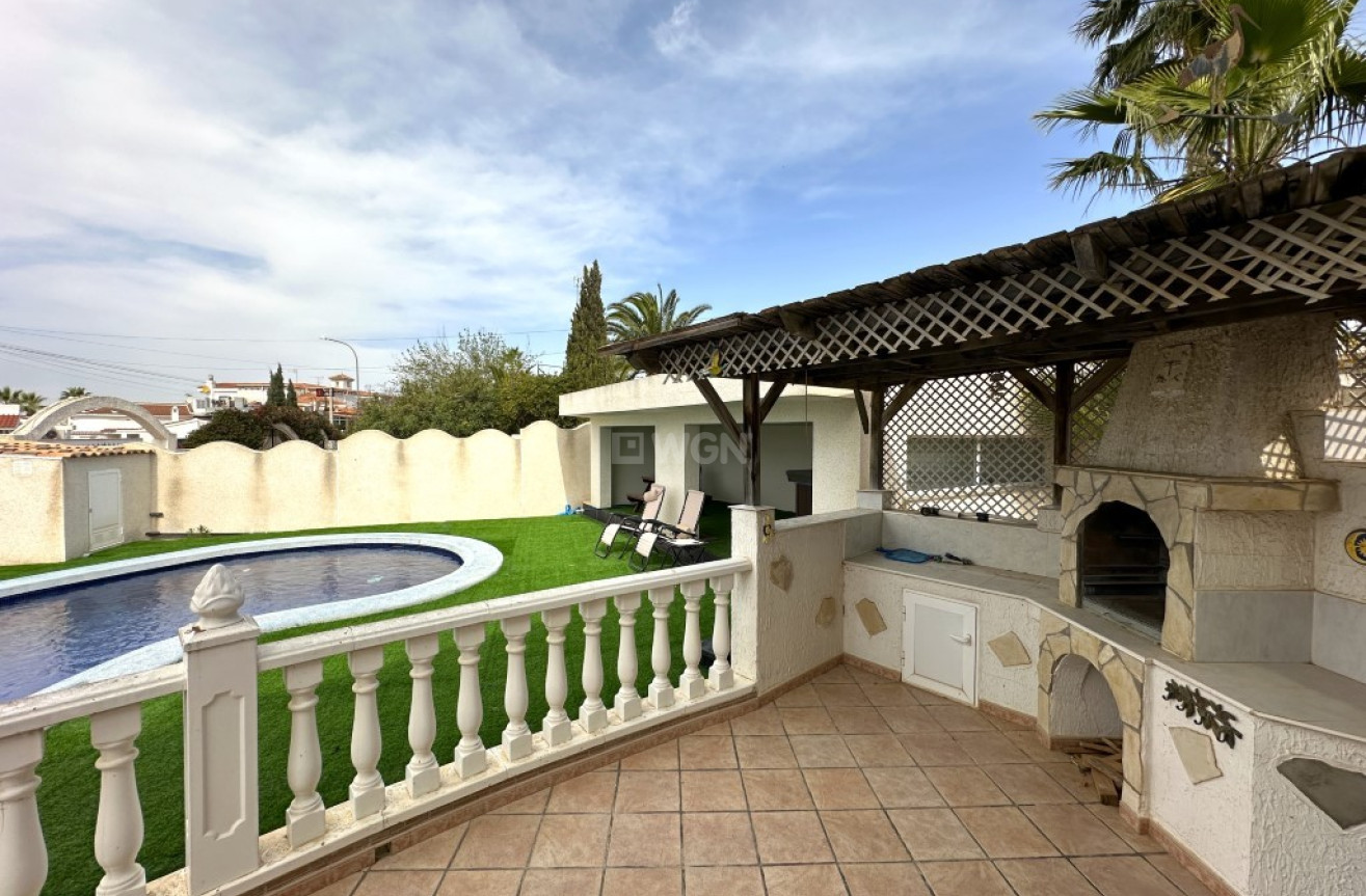 Odsprzedaż - Villa - Ciudad Quesada - Costa Blanca