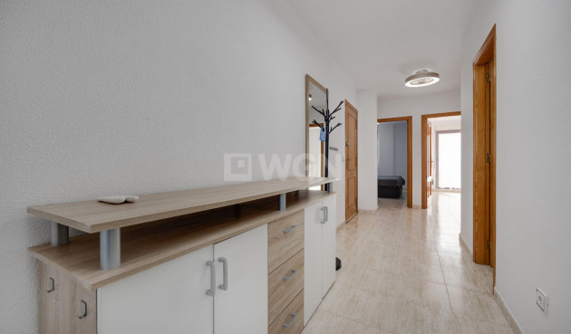 Resale - Apartment / flat - Torrevieja - Costa Blanca