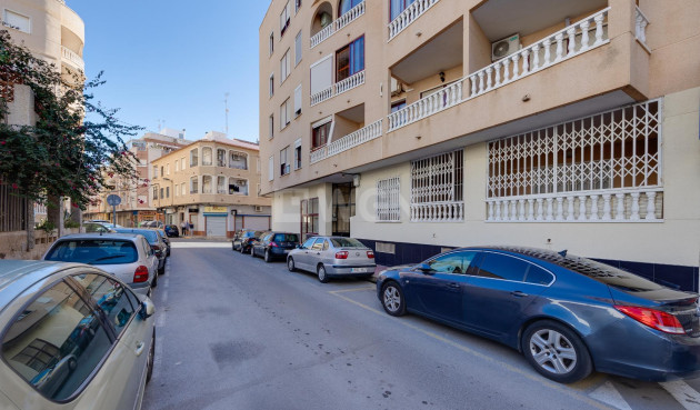 Resale - Apartment / flat - Torrevieja - Costa Blanca