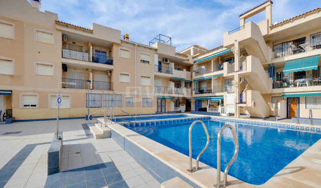 Reventa - Apartamento / piso - Torrevieja - Costa Blanca