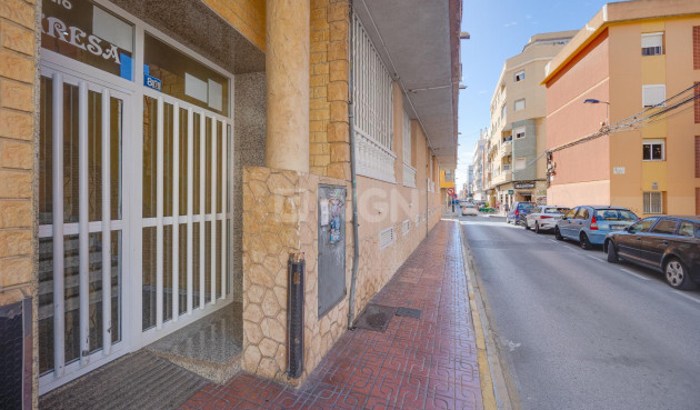 Reventa - Apartamento / piso - Torrevieja - Costa Blanca