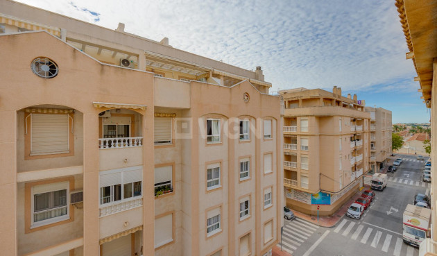 Odsprzedaż - Mieszkanie w bloku - Torrevieja - Costa Blanca