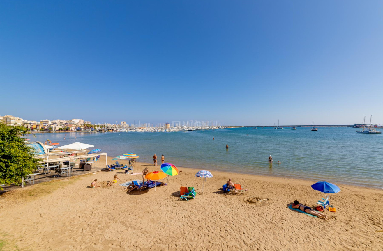 Odsprzedaż - Mieszkanie w bloku - Torrevieja - Costa Blanca