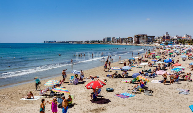 Odsprzedaż - Mieszkanie w bloku - Torrevieja - Costa Blanca