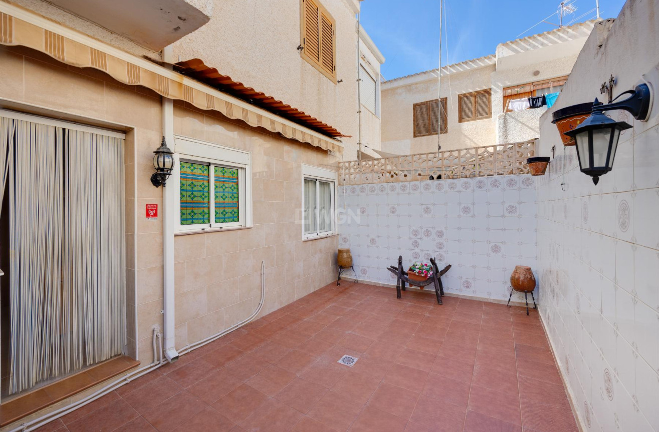 Odsprzedaż - Bungalow - Torrevieja - Costa Blanca