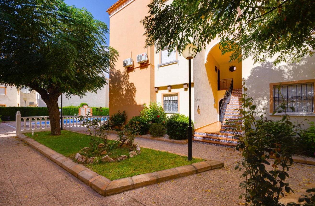 Odsprzedaż - Bungalow - Torrevieja - Costa Blanca