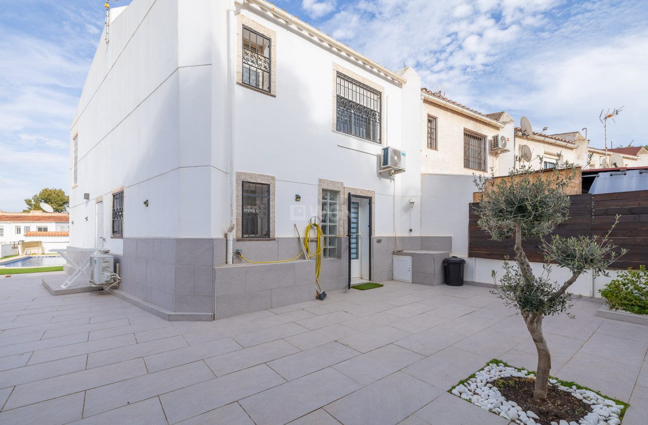 Reventa - Villa - Torrevieja - Costa Blanca