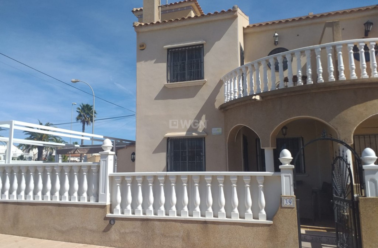 Reventa - Villa - Orihuela Costa - Costa Blanca