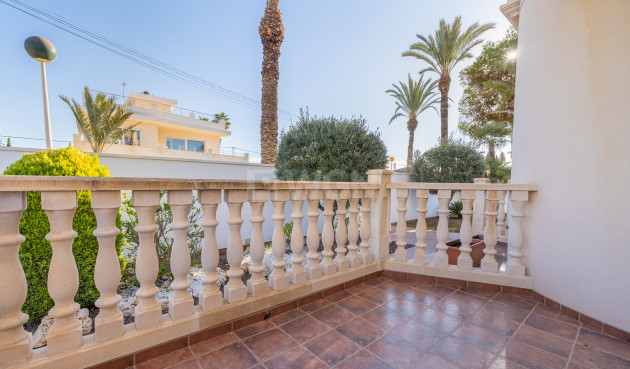 Odsprzedaż - Villa - Orihuela Costa - Costa Blanca