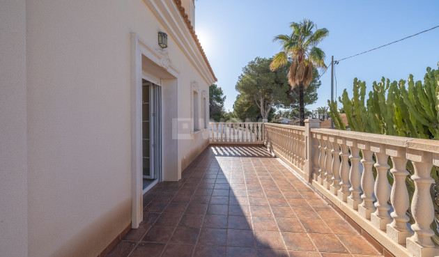 Odsprzedaż - Villa - Orihuela Costa - Costa Blanca