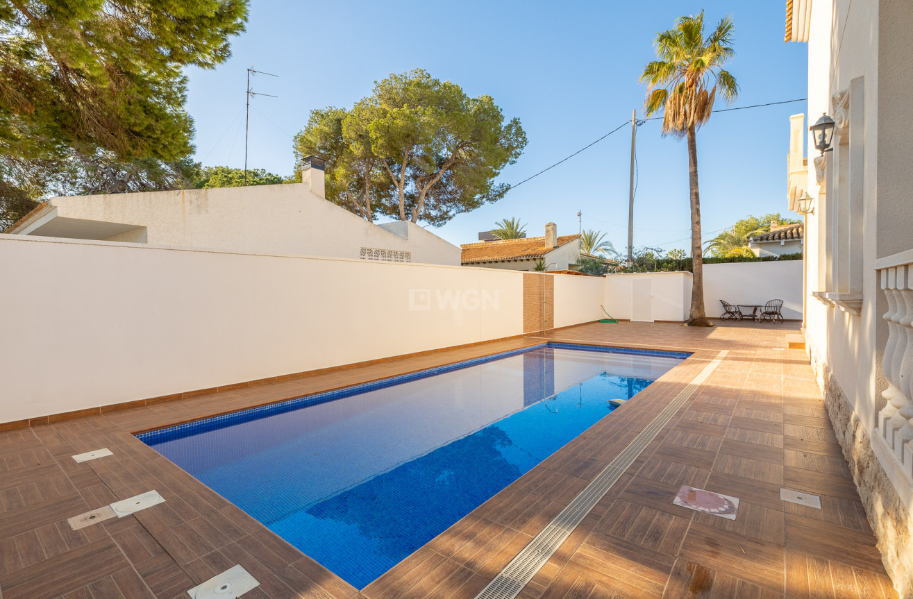 Odsprzedaż - Villa - Orihuela Costa - Costa Blanca