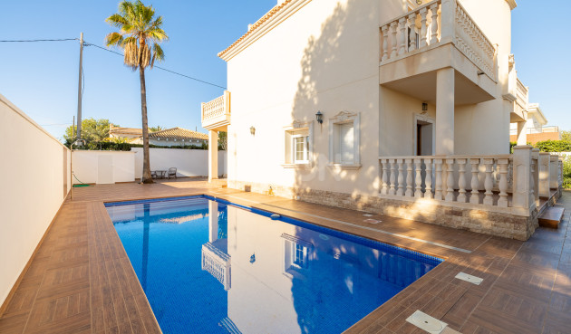 Odsprzedaż - Villa - Orihuela Costa - Costa Blanca