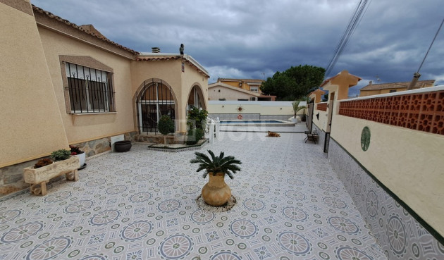 Reventa - Villa - Torrevieja - Costa Blanca