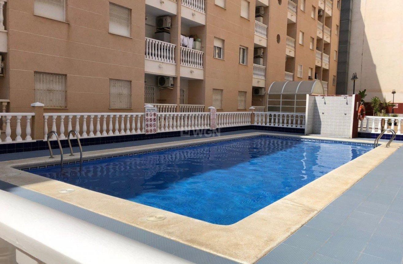 Reventa - Apartamento / piso - Torrevieja - Playa del Cura