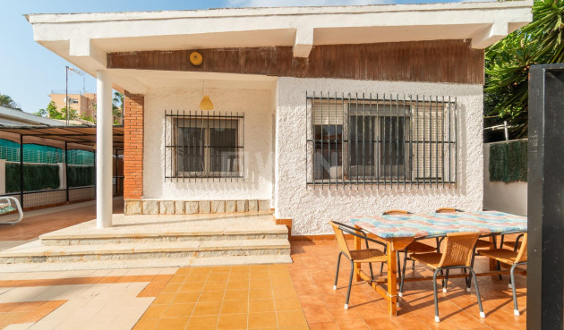 Odsprzedaż - Villa - Torrevieja - Los Frutales