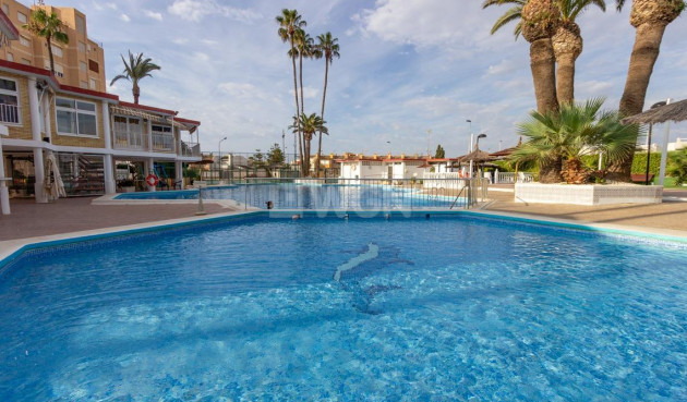 Odsprzedaż - Villa - Torrevieja - Los Frutales