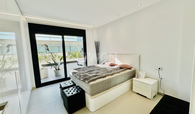 Reventa - Villa - Orihuela Costa - Costa Blanca