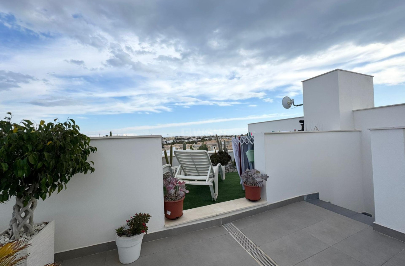 Reventa - Villa - Orihuela Costa - PAU 26