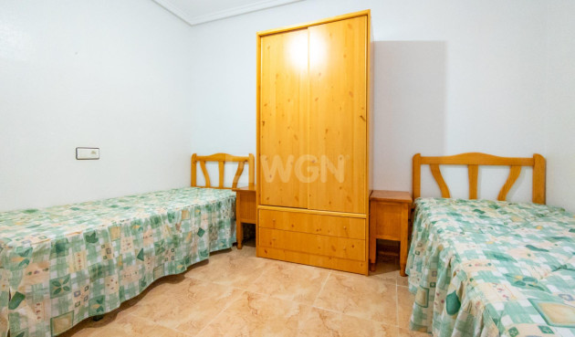 Odsprzedaż - Bungalow - Torrevieja - La Siesta - El Salado - Torreta