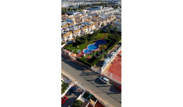 Odsprzedaż - Bungalow - Torrevieja - La Siesta - El Salado - Torreta