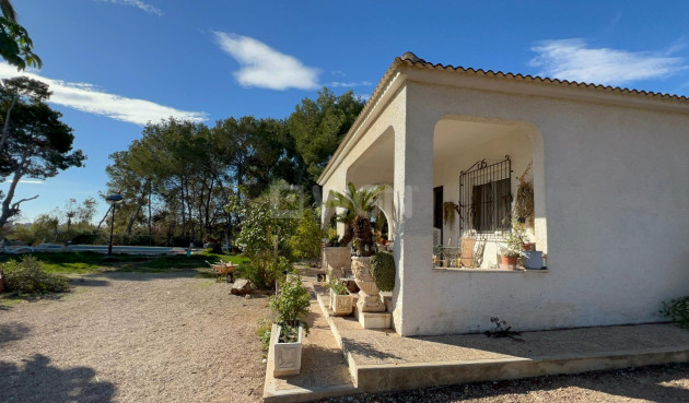 Odsprzedaż - Villa - Orihuela Costa - Campoamor