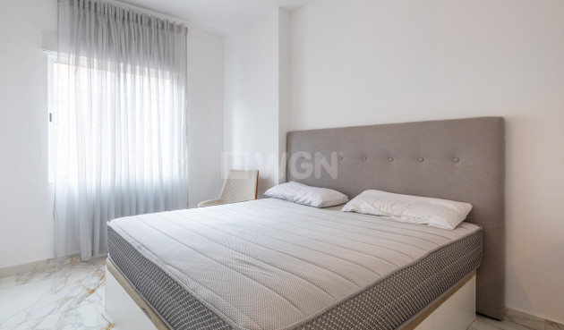 Reventa - Apartamento / piso - Torrevieja - Costa Blanca