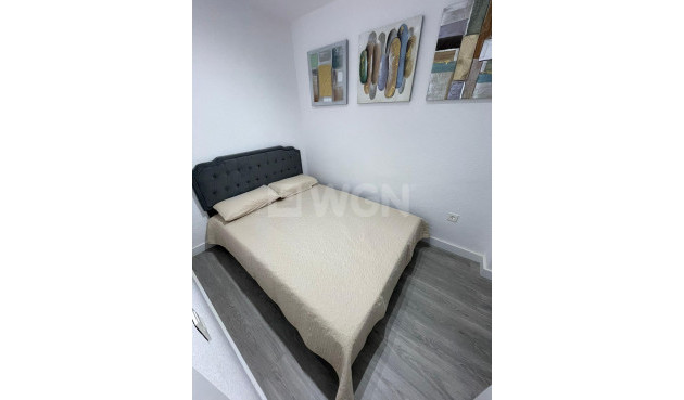 Resale - Apartment / flat - Torrevieja - Centro