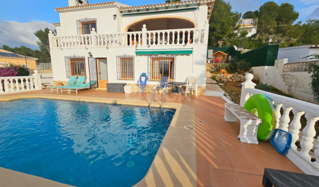 Odsprzedaż - Villa - Jávea - Costa Blanca