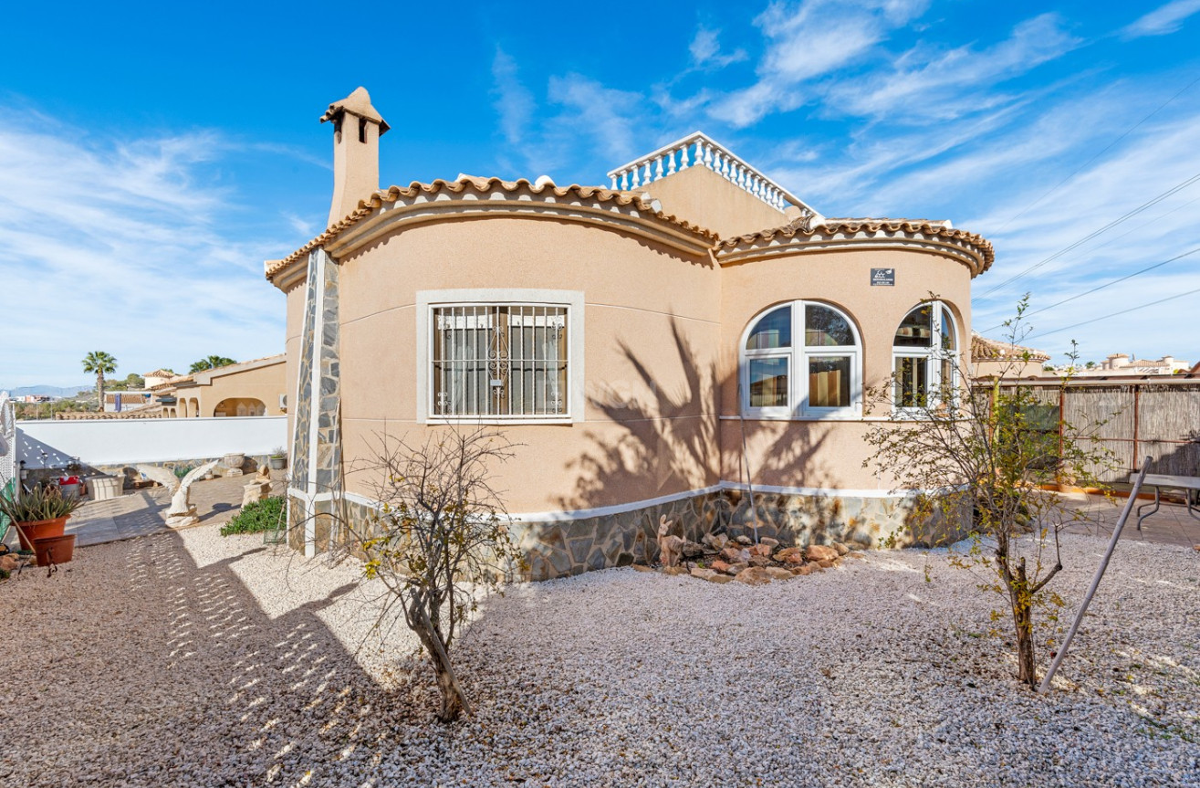 Odsprzedaż - Villa - Benijofar - Costa Blanca