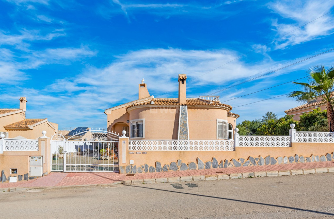 Odsprzedaż - Villa - Benijofar - Costa Blanca