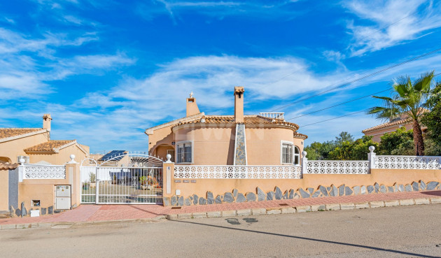 Odsprzedaż - Villa - Benijofar - Costa Blanca