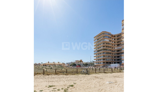 Odsprzedaż - Mieszkanie w bloku - Torrevieja - Costa Blanca