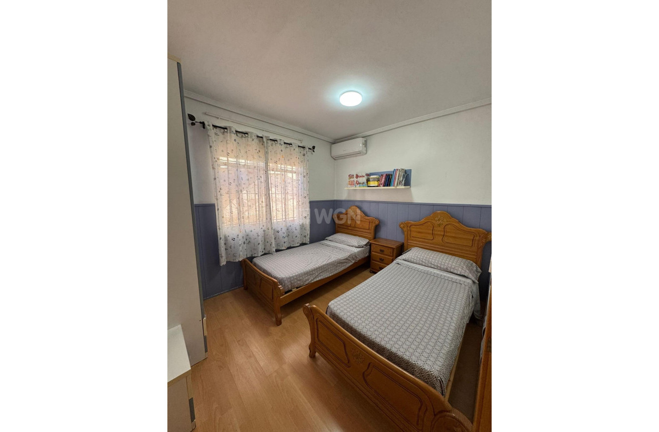 Odsprzedaż - Villa - Torrevieja - Los Balcones - Los Altos del Edén