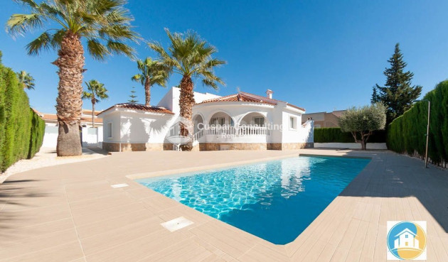 Odsprzedaż - Villa - Benijofar - Costa Blanca