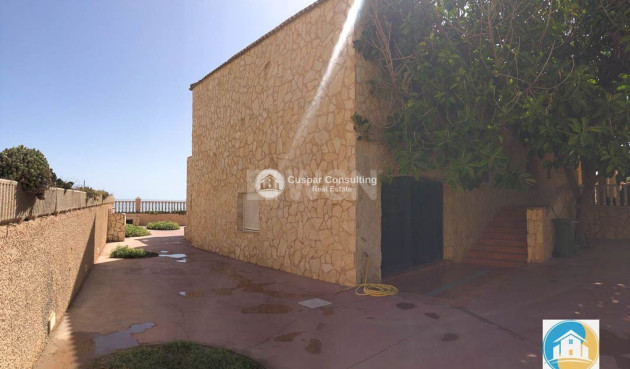 Odsprzedaż - Villa - La Manga del Mar Menor - Costa Calida