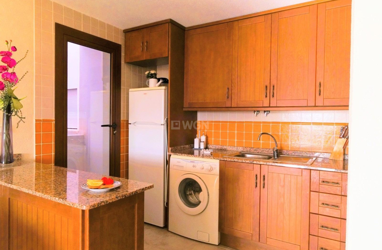 Reventa - Apartamento / piso - Torrevieja - Torrejón