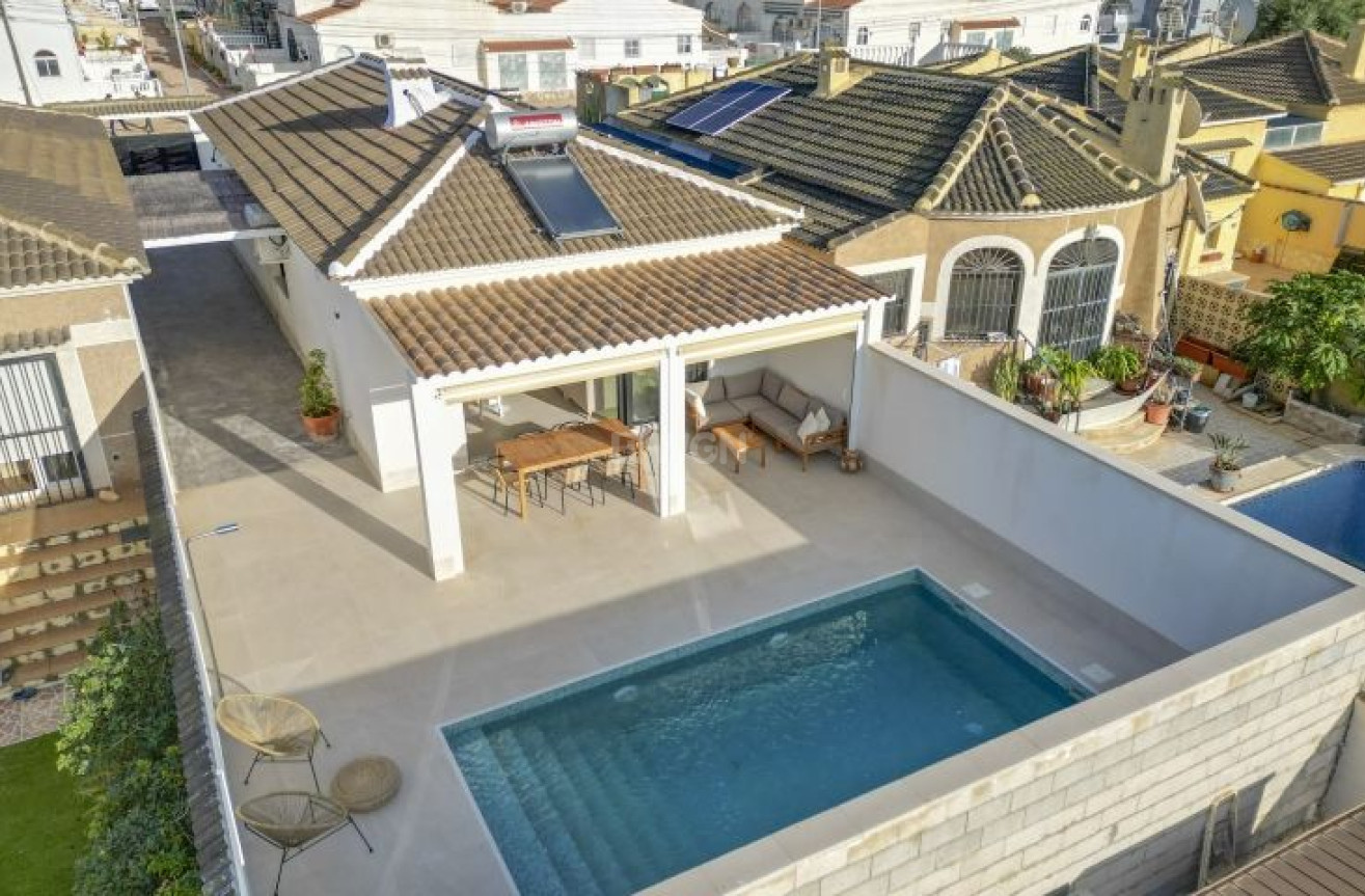 Odsprzedaż - Villa - Torrevieja - Costa Blanca