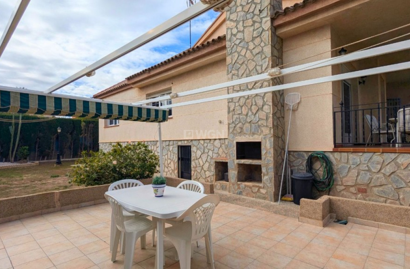 Resale - Villa - Mil Palmeras - Costa Blanca