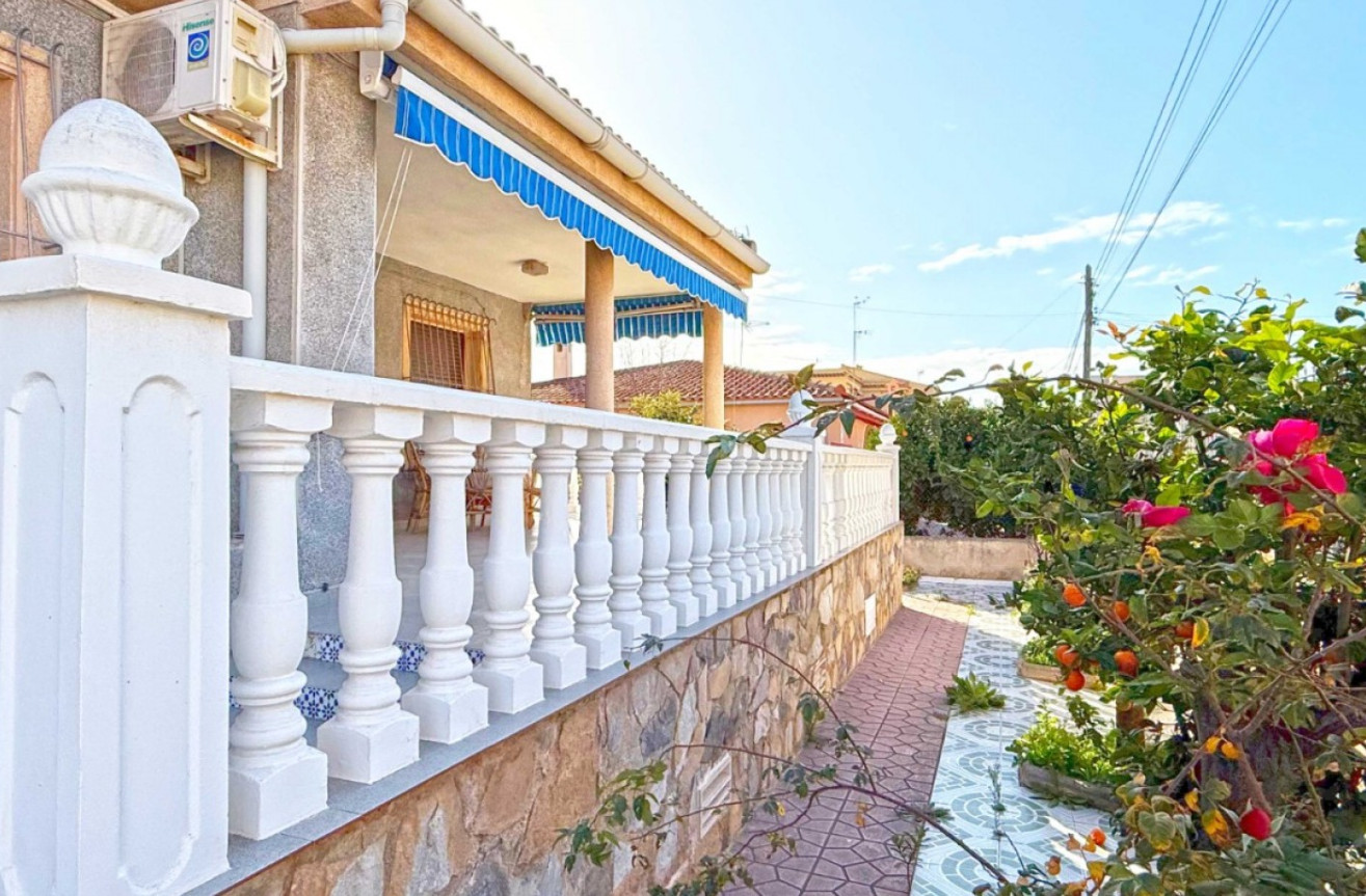 Odsprzedaż - Villa - Torrevieja - Costa Blanca