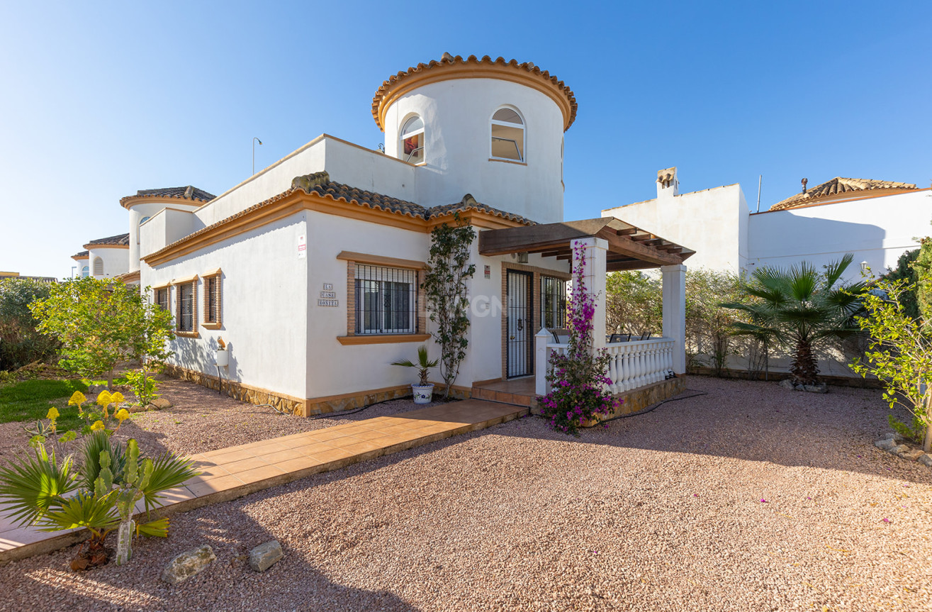 Odsprzedaż - Villa - Guardamar del Segura - Costa Blanca