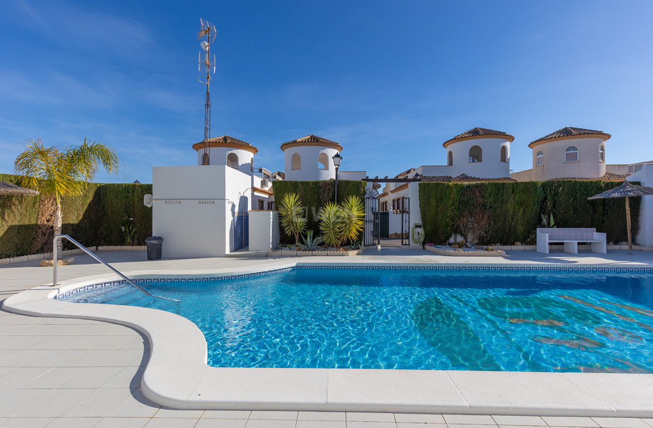 Odsprzedaż - Villa - Guardamar del Segura - Costa Blanca