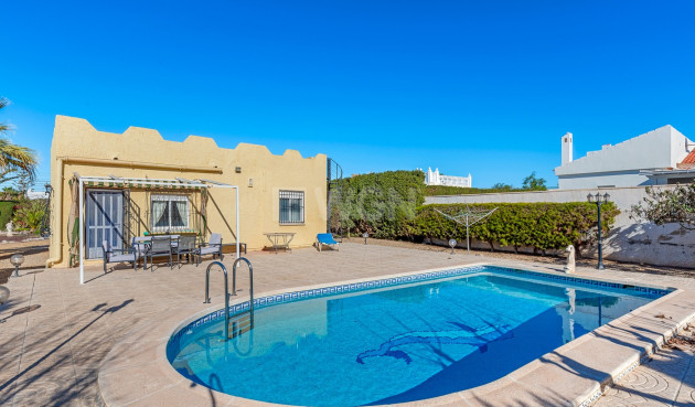 Odsprzedaż - Villa - Torrevieja - Costa Blanca