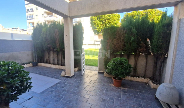 Resale - Townhouse - Torrevieja - Torreblanca