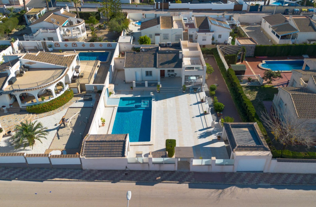 Reventa - Villa - Torrevieja - El Chaparral